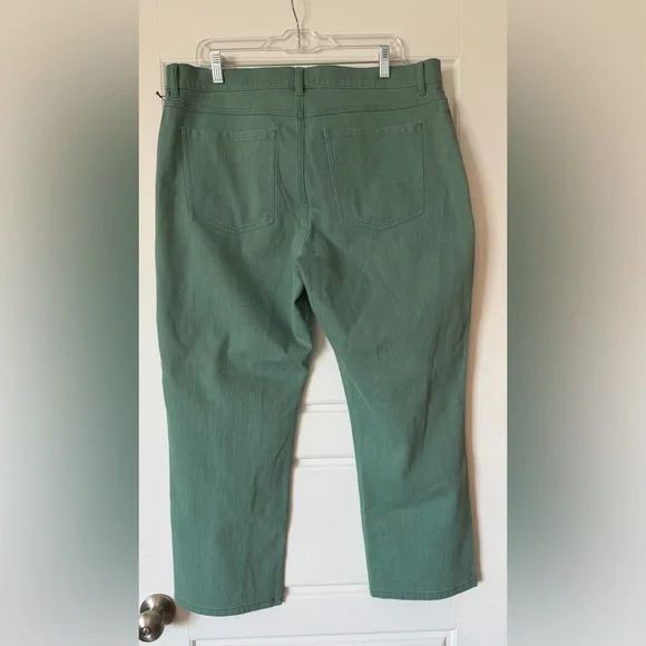 CAbi Green Austin Jeans - Picture 7 of 12